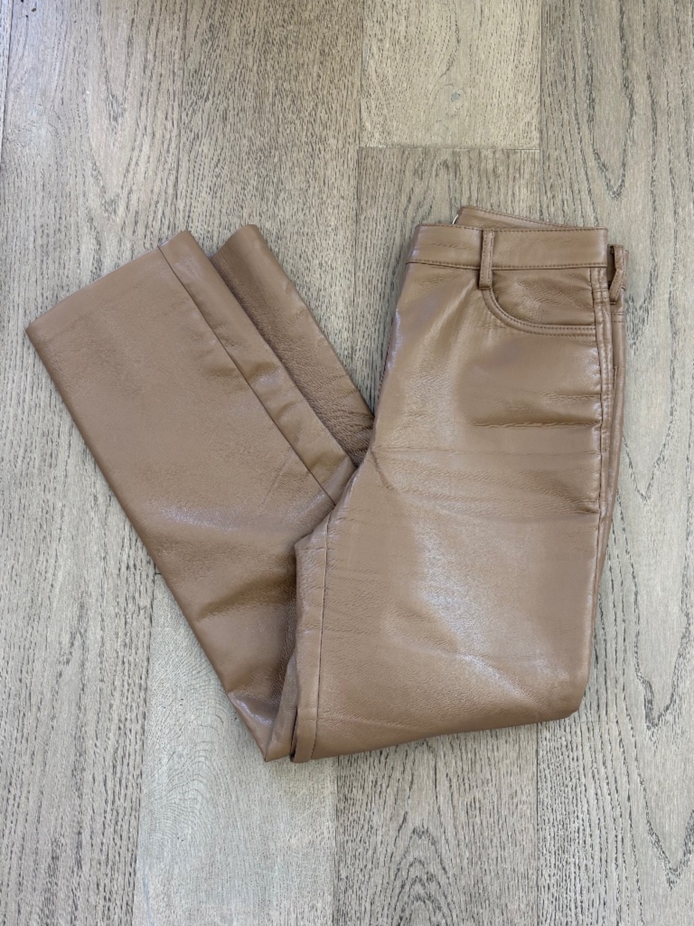 Wilfred Aritzia UnLeather Pant - Picture 6 of 12